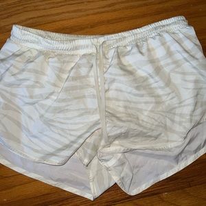 Old Navy Activewear zebra print shorts size M